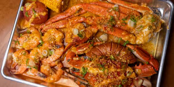 Captain's Feast seafood boil